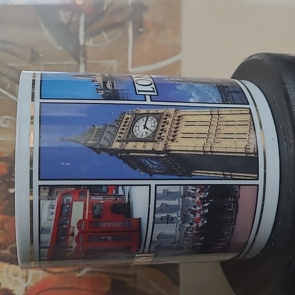 LAMBERT SOUVENIRS PORCELAIN LONDON MUG - Picture 5 of 9